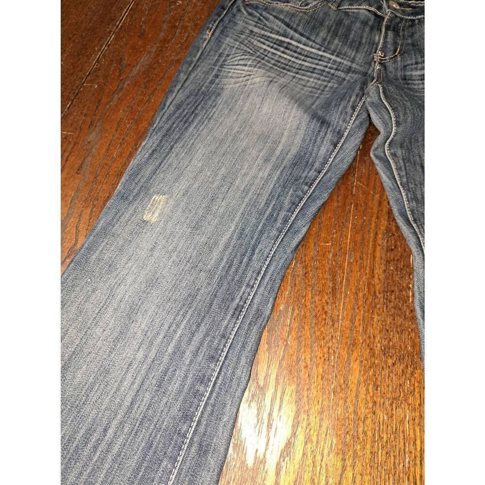 Size 8 Short Refuge Runway Everyday Boot Distressed Denim Boot Cut Blue Jeans - Picture 3 of 8